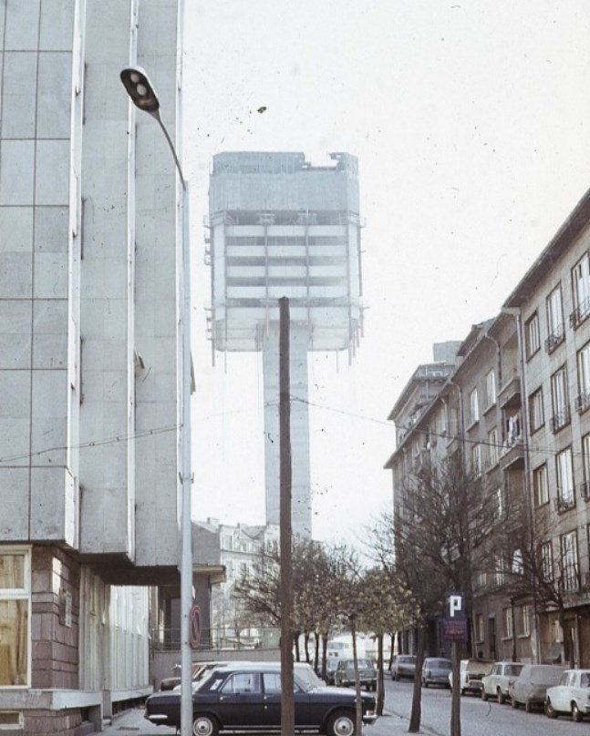 Сгради, строени отгоре надолу | Izolacii.eu