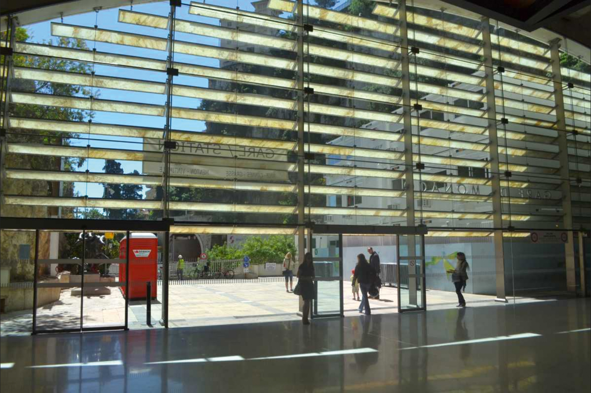 Dymax_Marmor_Glas_Composite_3